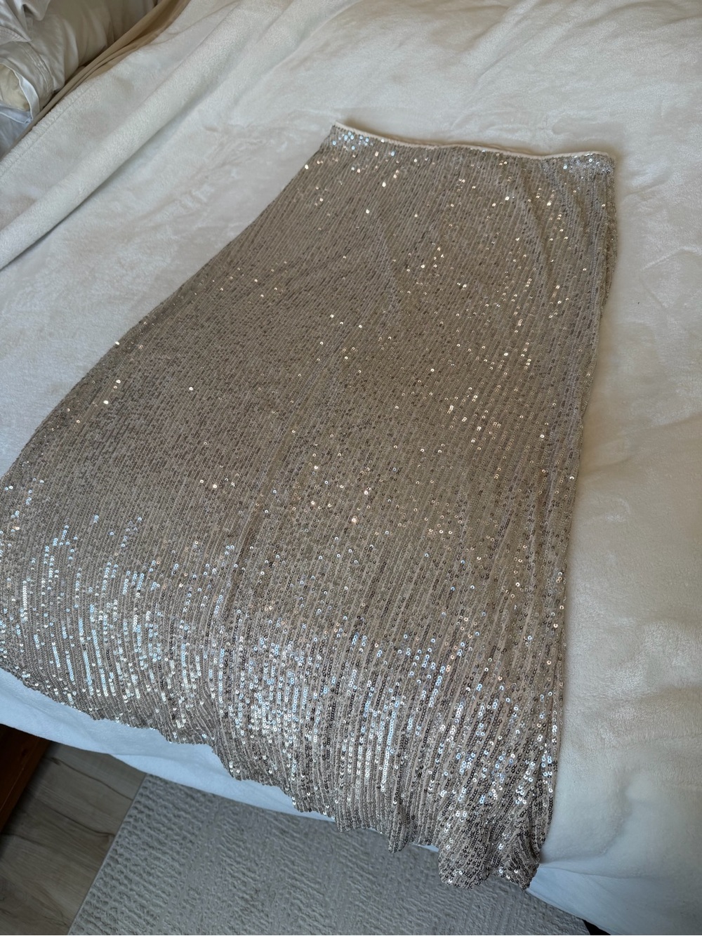 Old Navy Champagne Sequin Maxi Skirt